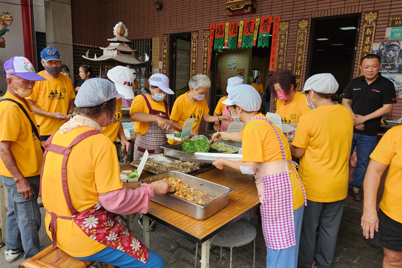 ESG-Sozialengagement | Gemeinn&uuml;tzige Seniorenbetreuung in der Gemeinschaft | SKY